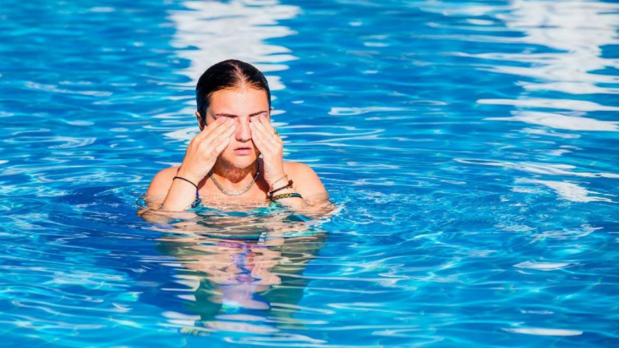 ¡Cuidado! Nuestros ojos podrían ser los más afectados en las piscinas