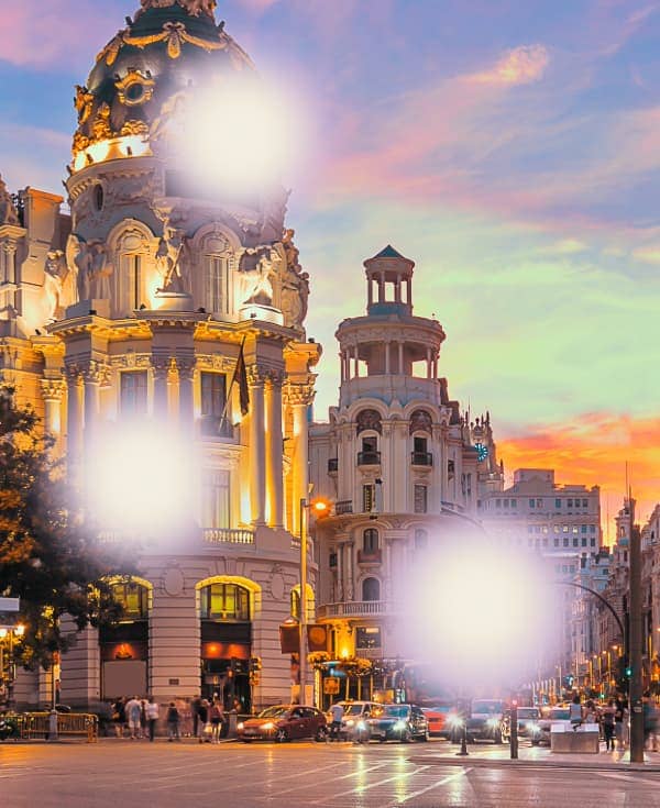 Una repentina aparición de centelleos, indicando una posible primera etapa de desgarramiento o desprendimiento de la retina